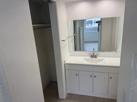 460 Paradise Isle Boulevard #101, Hallandale Beach FL - photo 18 of 37
