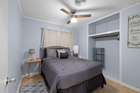 336 S Chillingworth Drive, West Palm Beach FL - photo 8 of 26