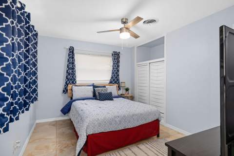 336 S Chillingworth Drive, West Palm Beach FL - photo 10 of 26