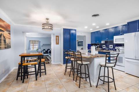 336 S Chillingworth Drive, West Palm Beach FL - photo 17 of 26