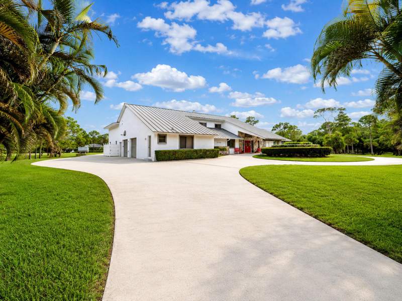 4 bedroom Single Family Residence at 3120 SE Downwinds Road, Colony Park, Jupiter — photo 3