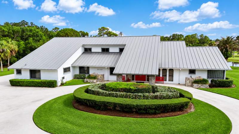 4 bedroom Single Family Residence at 3120 SE Downwinds Road, Colony Park, Jupiter — photo 4