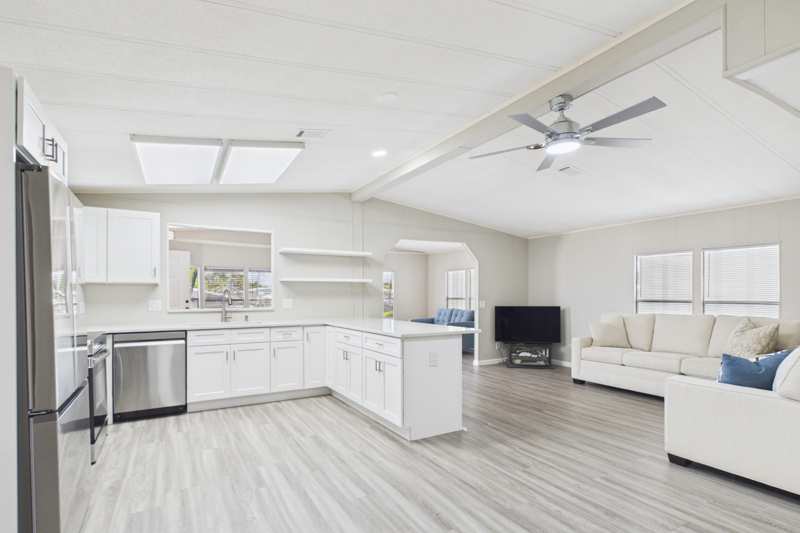 2 bedroom Mobile Home at 7831 SE Shenandoah Drive, Cambridge At Heritage Ridge, Hobe Sound — photo 1