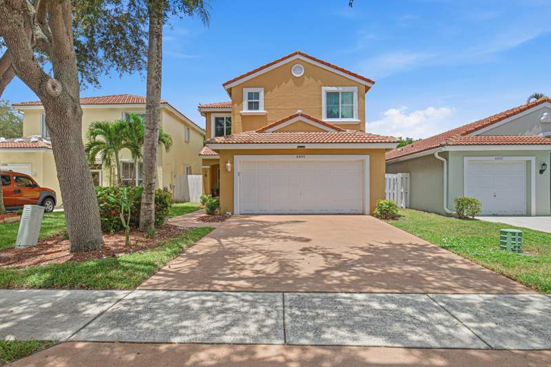 3 bedroom Single Family Residence at 6933 Desert Inn Terrace, Winston Trails Par 11, Lake Worth — photo 2