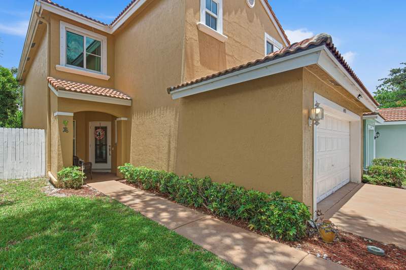 3 bedroom Single Family Residence at 6933 Desert Inn Terrace, Winston Trails Par 11, Lake Worth — photo 4