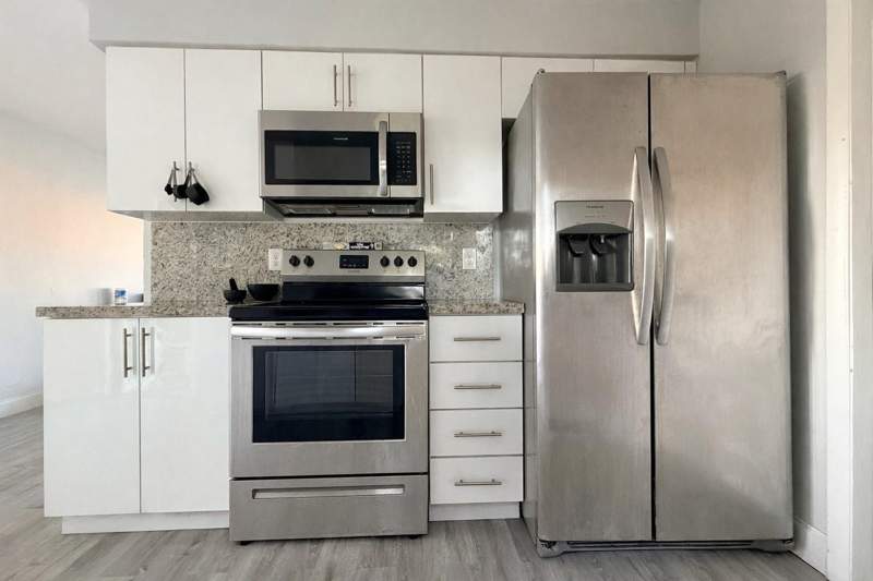 3 bedroom Single Family Residence at 2950 NW 20th Street, Royal Palms Park Sec 1 51, Fort Lauderdale — photo 5