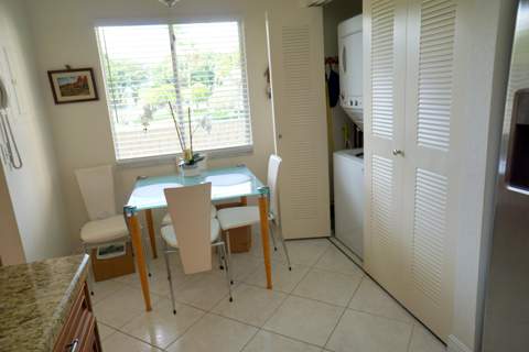 7286 Huntington Lane #306, Delray Beach FL - photo 9 of 41
