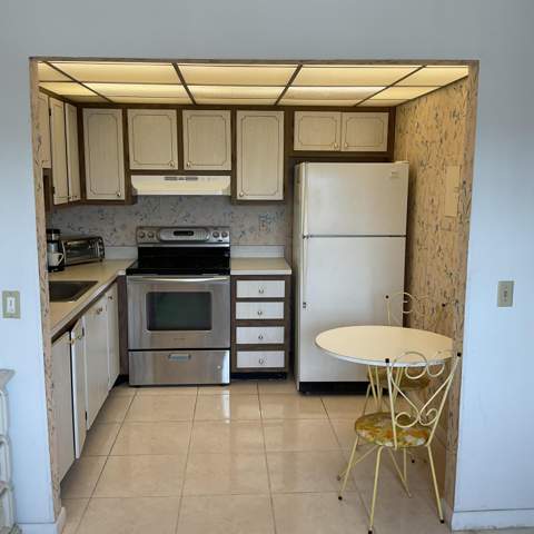 192 Flanders Drive, Delray Beach FL - photo 10 of 24