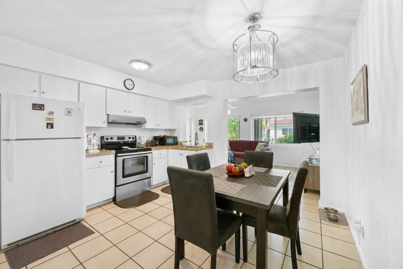 2 bedroom Single Family Residence at 7000 NW 95th Terrace, Westwood Community 4, Tamarac — photo 5