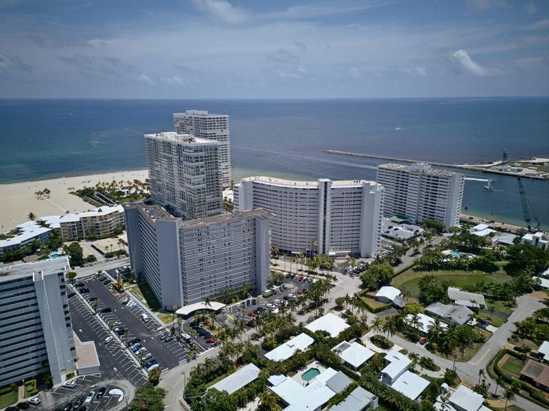 3 bedroom Single Family Residence at 1929 S Ocean Drive, Harbor Beach Extension, Fort Lauderdale — photo 3
