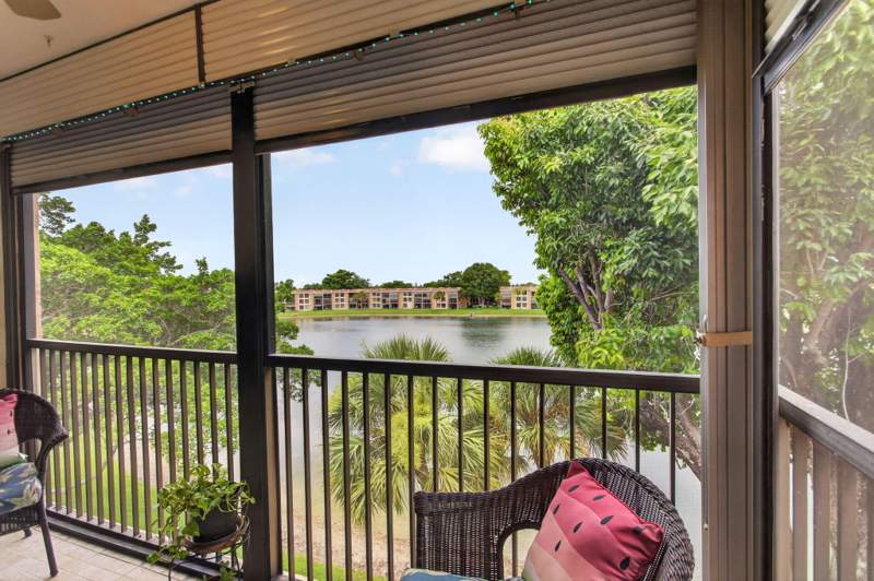 2 bedroom Condominium at 6048 Coral Lake Drive, Coral Gate V Condo, Margate — photo 3