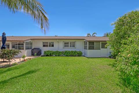 2940 Crosley Drive, West Palm Beach FL - photo 22 of 43