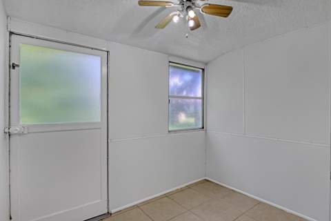 2940 Crosley Drive, West Palm Beach FL - photo 19 of 43