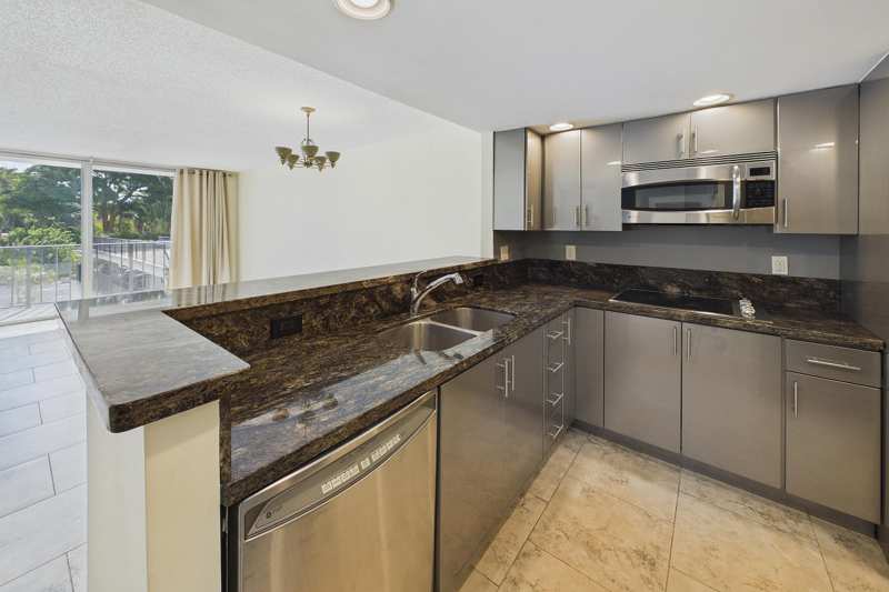 2 bedroom Condominium at 1800 N Andrews Avenue #2A, Drake Tower Condo, Fort Lauderdale — photo 1