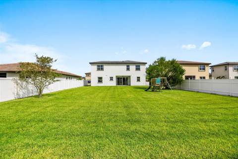 7432 NW Greenspring Street, Port St. Lucie FL - photo 24 of 33