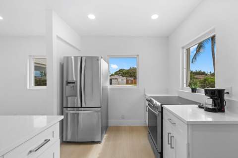 631 NE 56th Court, Fort Lauderdale FL - photo 16 of 34