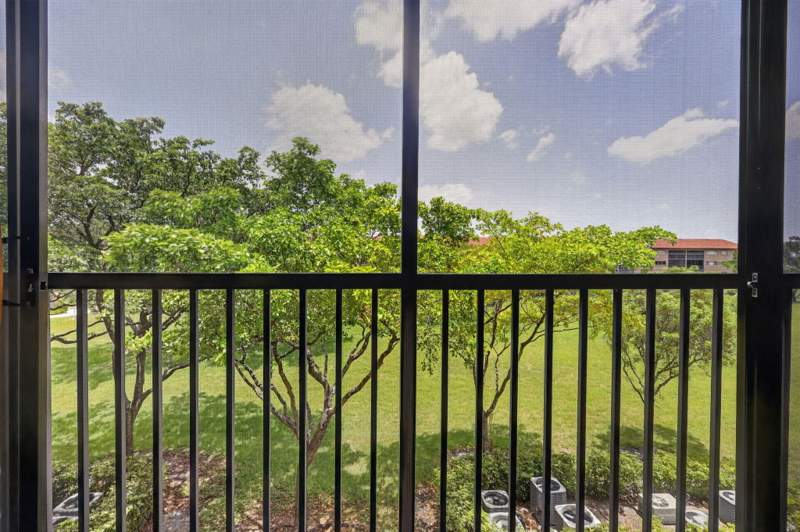 2 bedroom Condominium at 12551 SW 16TH Court #303C, FALMOUTH AT CENTURY VILLAGE, Pembroke Pines — photo 3
