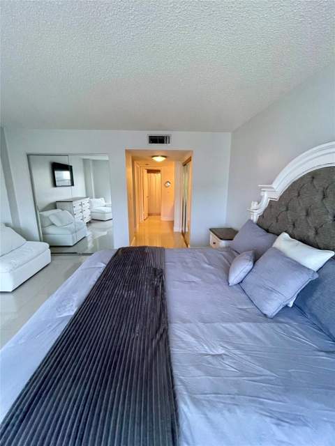 3500 Galt Ocean Drive #1714, Fort Lauderdale FL - photo 11 of 40