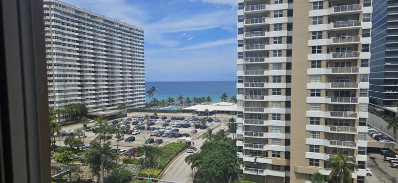 2 bedroom Condominium at 1985 S Ocean Drive #8p, Hemispheres Condo, Hallandale Beach — photo 2