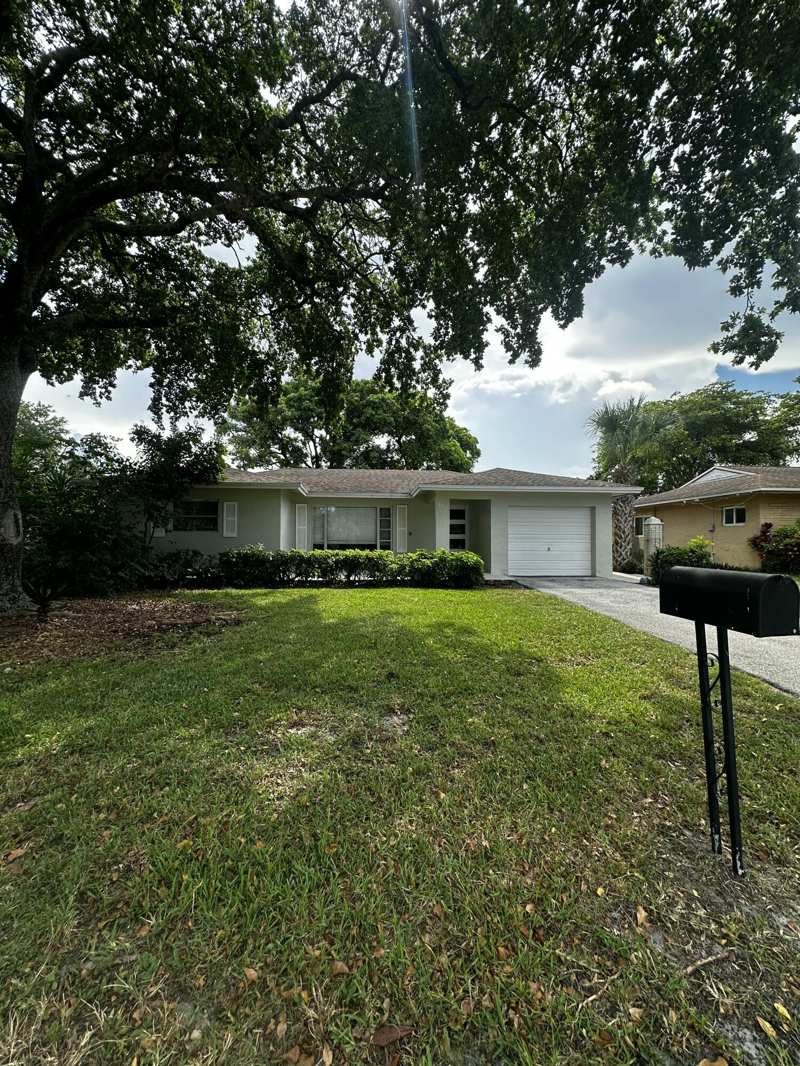 2 bedroom Single Family Residence at 8211 NW 91st Avenue, Westwood Community 5, Tamarac — photo 1