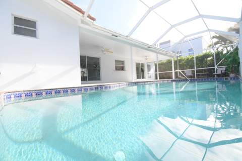 701 NW 6th Drive, Boca Raton FL - photo 11 of 31