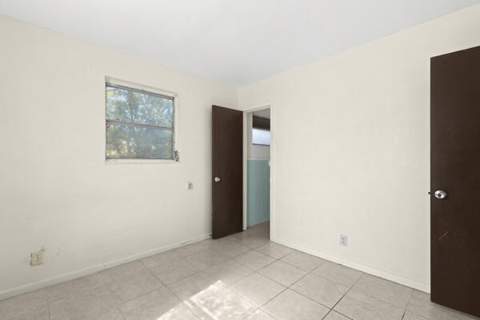 110 SW 12TH Avenue, South Bay FL - photo 21 of 27