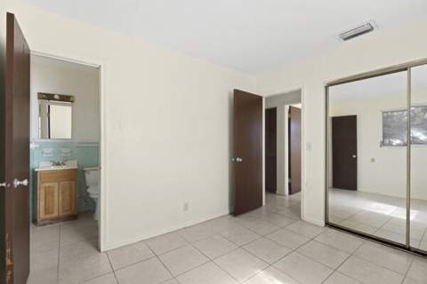 110 SW 12TH Avenue, South Bay FL - photo 22 of 27