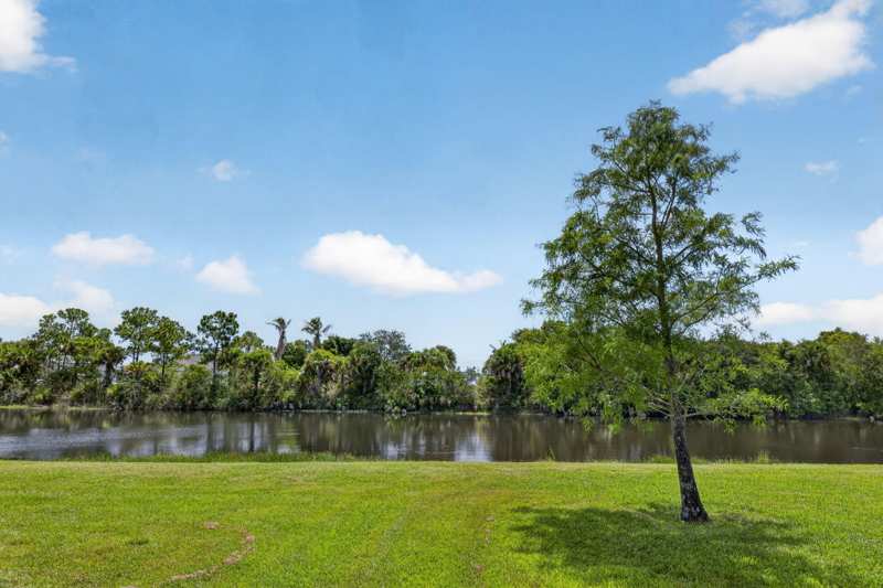 3 bedroom Single Family Residence at 9810 SW Eastbrook Circle, Heritage Oaks At Tradition, Port St. Lucie — photo 1