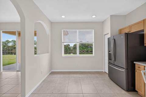 9810 SW Eastbrook Circle, Port St. Lucie FL - photo 15 of 49