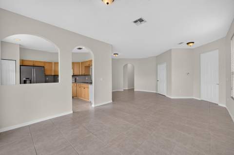 9810 SW Eastbrook Circle, Port St. Lucie FL - photo 6 of 49