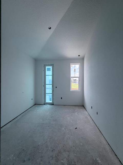 145 Kings Lane, Fort Pierce FL - photo 9 of 67