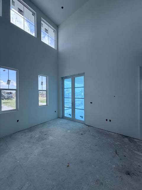 155 Kings Lane, Fort Pierce FL - photo 7 of 80