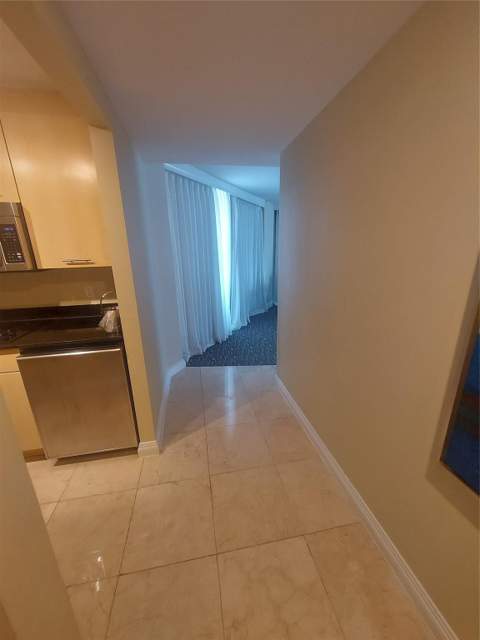 2670 E Sunrise Boulevard #301, Fort Lauderdale FL - photo 17 of 44