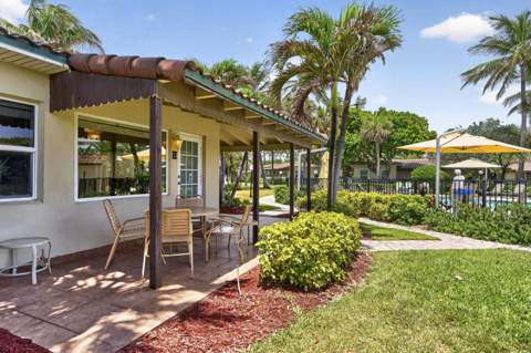 1225 Hillsboro Mile #Villa H2, Hillsboro Beach FL - photo 6 of 28