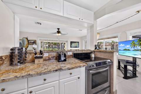 1225 Hillsboro Mile #Villa H2, Hillsboro Beach FL - photo 21 of 28