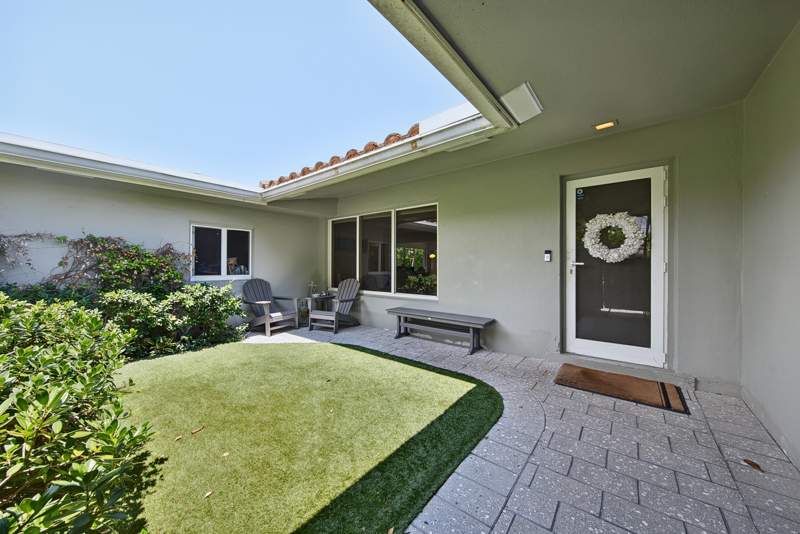 3 bedroom Single Family Residence at 3652 NE 18th Avenue, Coral Woods, Oakland Park — photo 4