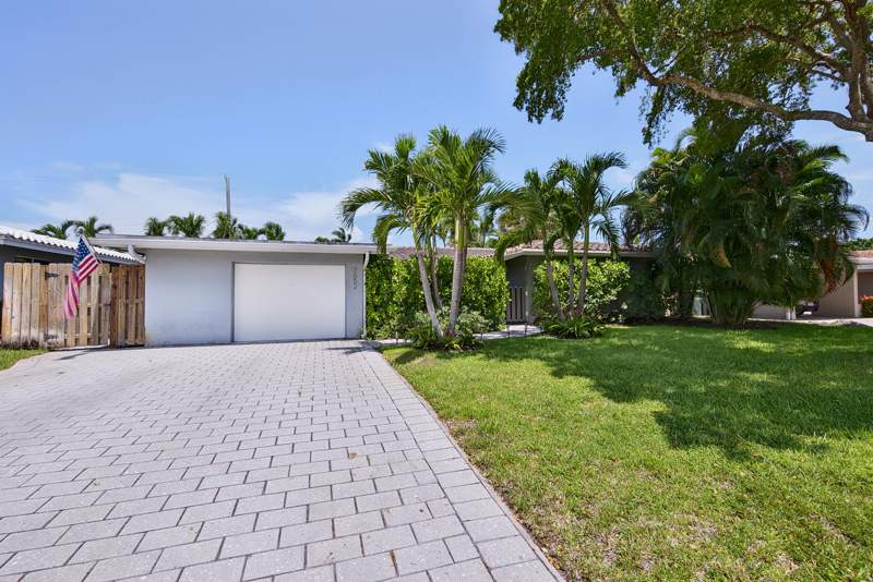 3 bedroom Single Family Residence at 3652 NE 18th Avenue, Coral Woods, Oakland Park — photo 3