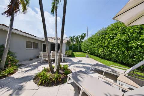 3652 NE 18th Avenue, Oakland Park FL - photo 9 of 49