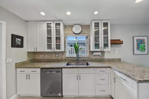 3652 NE 18th Avenue, Oakland Park FL - photo 15 of 49