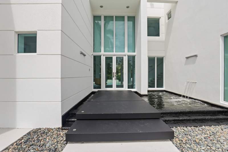 5 bedroom Single Family Residence at 3017 N Atlantic Boulevard, Lauderdale Beach, Fort Lauderdale — photo 4