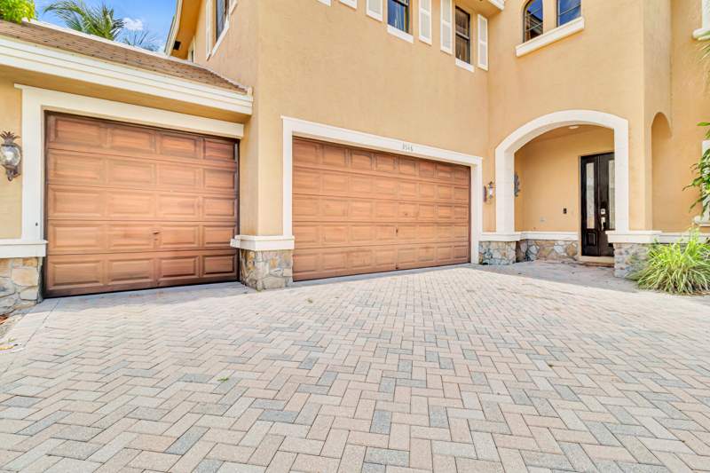 5 bedroom Single Family Residence at 3546 Collonade Drive, Versailles, Wellington — photo 3