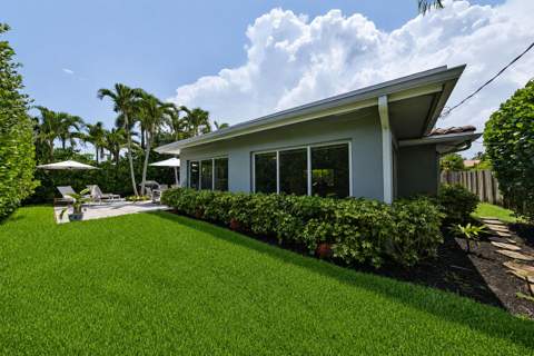 3652 NE 18th Avenue, Oakland Park FL - photo 11 of 49