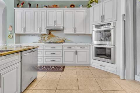 3546 Collonade Drive, Wellington FL - photo 9 of 40