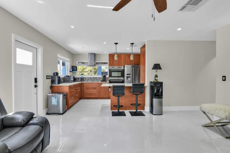 3 bedroom Single Family Residence at 1218 SW 2nd Avenue, Lyons Park First Add, Pompano Beach — photo 5