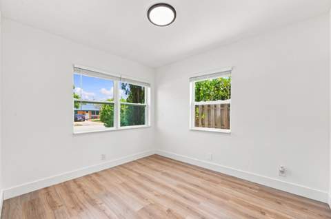 4841 NE 5th Terrace, Fort Lauderdale FL - photo 19 of 32