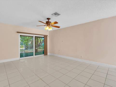 11115 NW 37th Street, Coral Springs FL - photo 10 of 79
