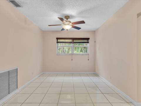 11115 NW 37th Street, Coral Springs FL - photo 17 of 79