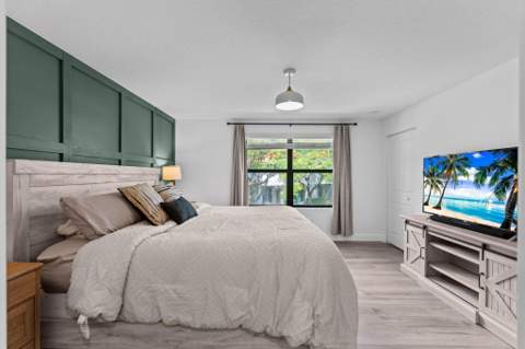 6001 Woods Edge Circle, Riviera Beach FL - photo 21 of 50
