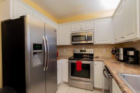 12524 Shoreline Drive #302, Wellington FL - photo 13 of 31