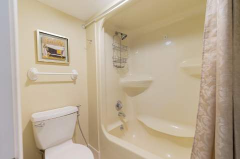 12524 Shoreline Drive #302, Wellington FL - photo 21 of 31